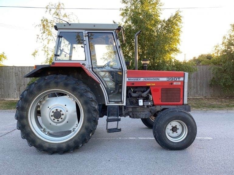 TRACTEUR AGRICOLE MASSEY FERGUSON 390T – Image 4